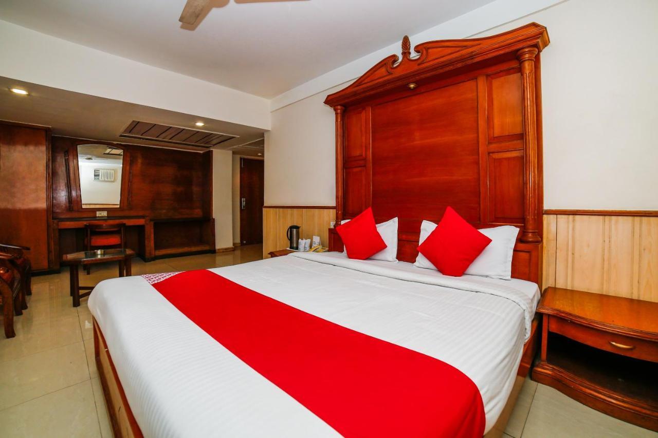 גוואליור Hotel Shelter מראה חיצוני תמונה