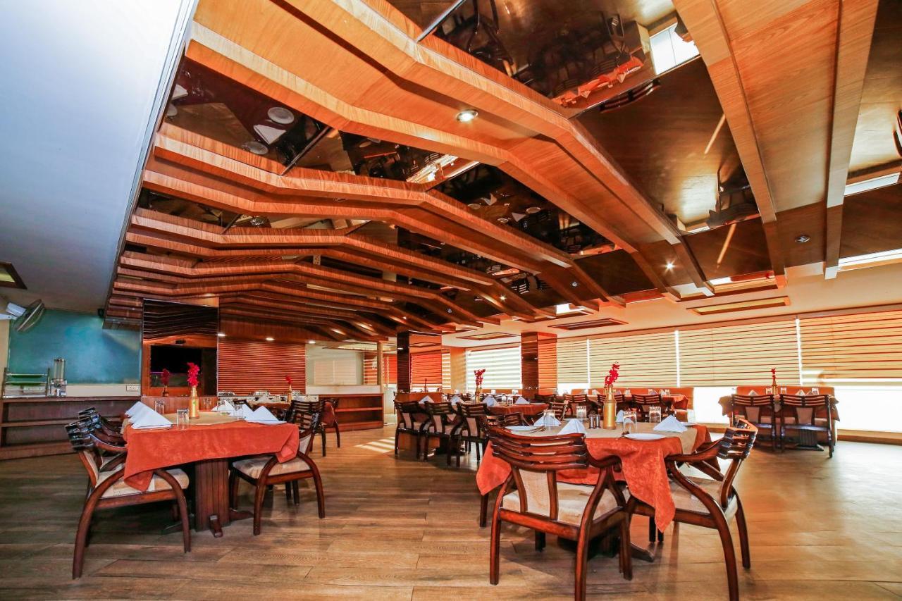 גוואליור Hotel Shelter מראה חיצוני תמונה