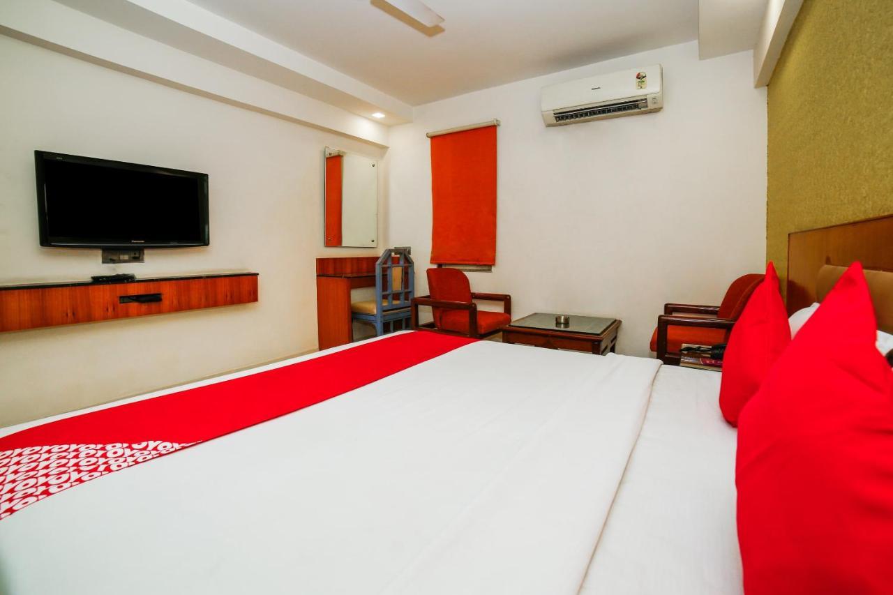 גוואליור Hotel Shelter מראה חיצוני תמונה