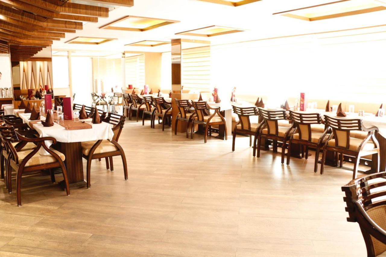 גוואליור Hotel Shelter מראה חיצוני תמונה