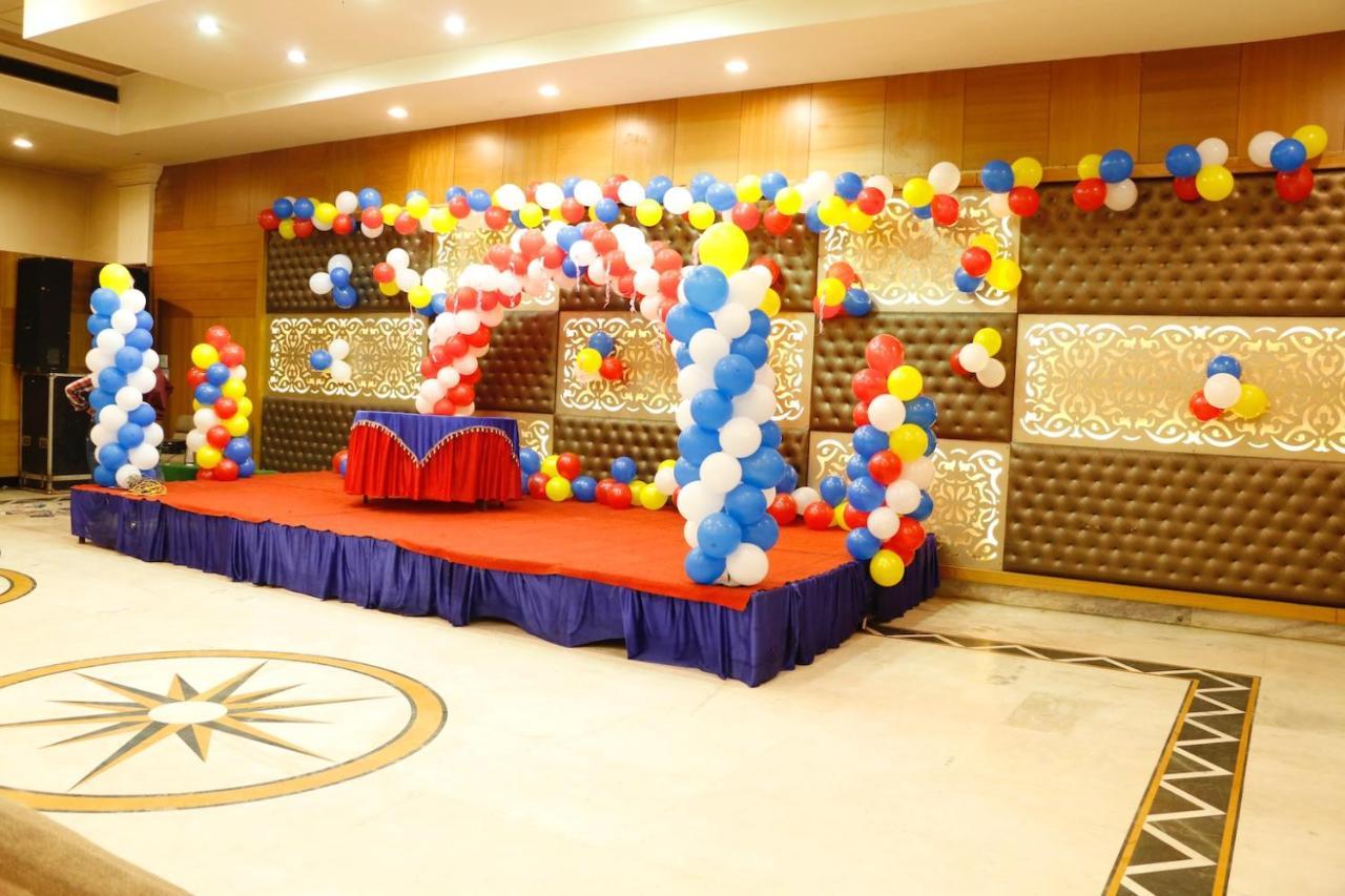 גוואליור Hotel Shelter מראה חיצוני תמונה