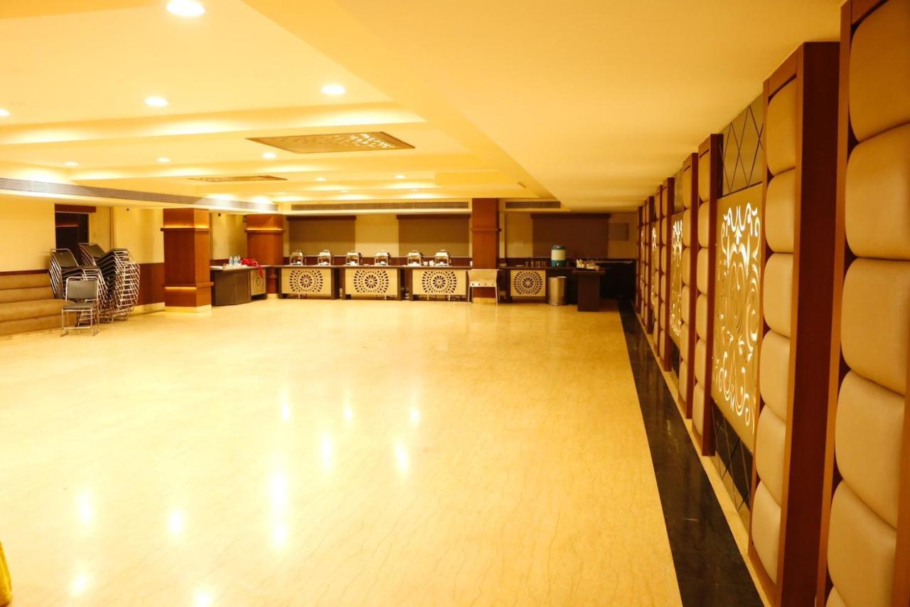גוואליור Hotel Shelter מראה חיצוני תמונה